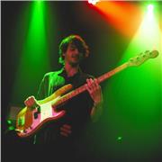 Clases de Bajo en Barcelona ENG CAST / Bajista en ¨The Jammin´Cat¨y ¨MUV¨ Gotico/Sagrada familia